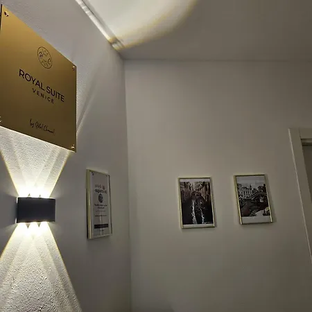Royal Venice 公寓